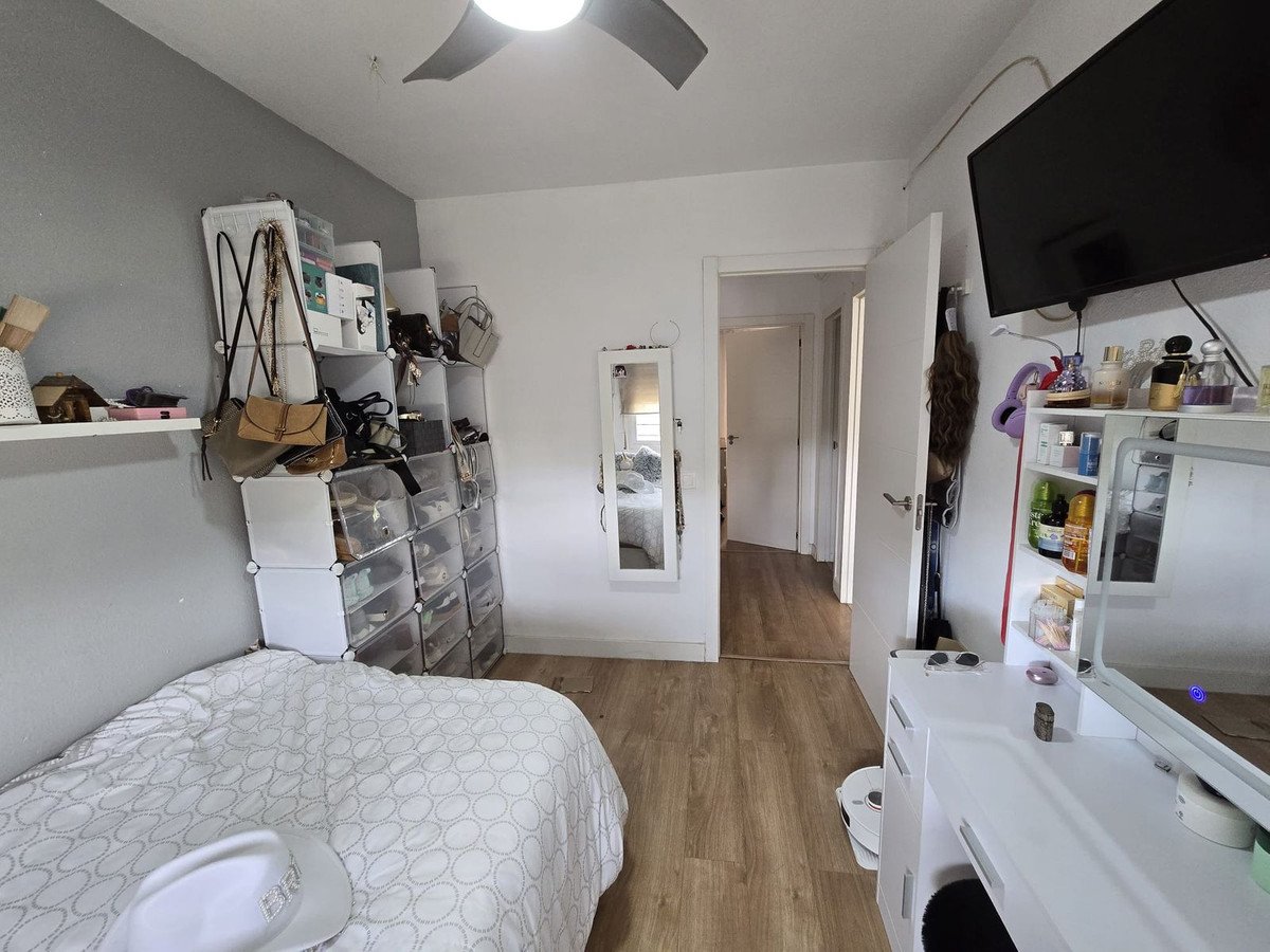 3 Bed Middle Floor Apartment in Marbella