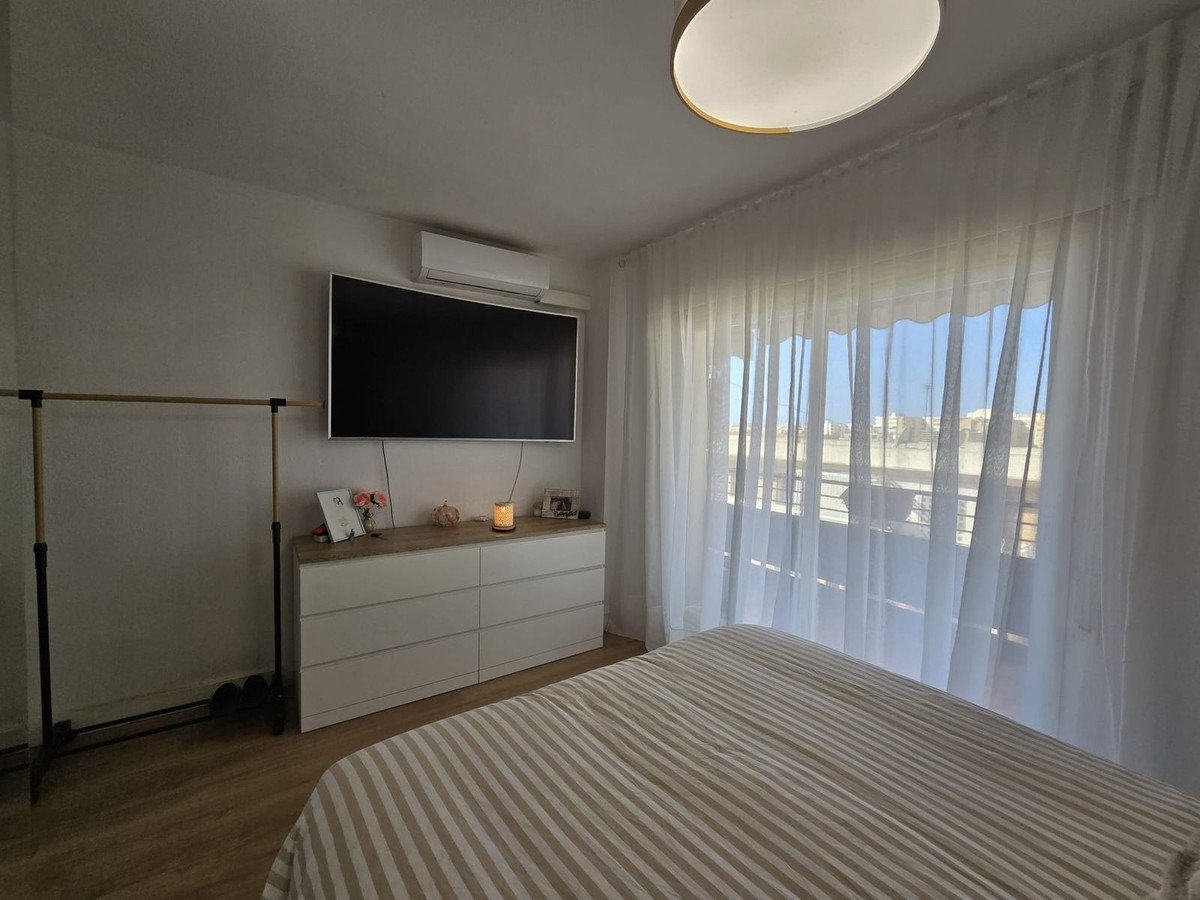 3 Bed Middle Floor Apartment in Marbella