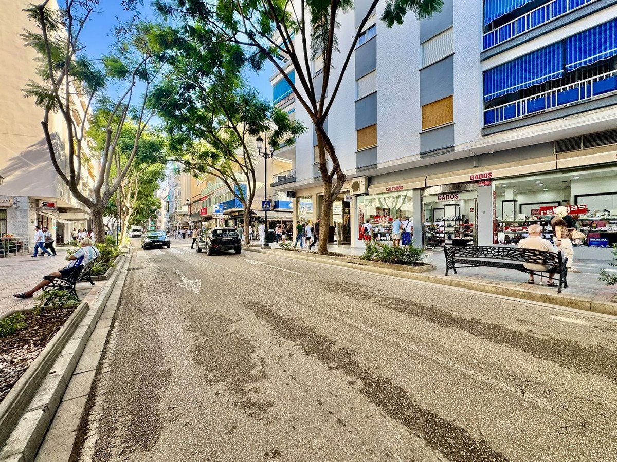 3 Bed Middle Floor Apartment in Fuengirola