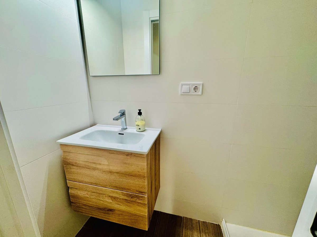 3 Bed Middle Floor Apartment in Fuengirola