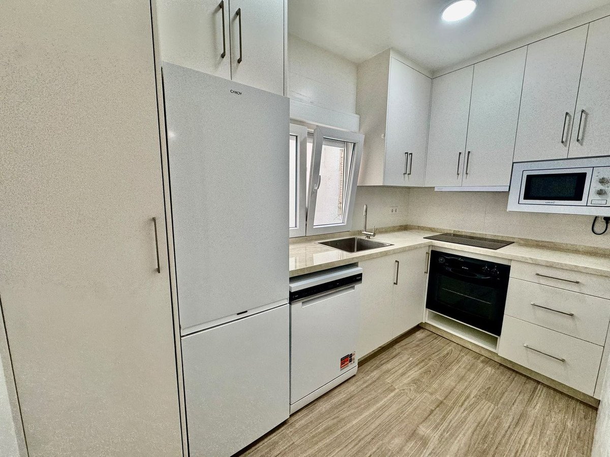 3 Bed Middle Floor Apartment in Fuengirola