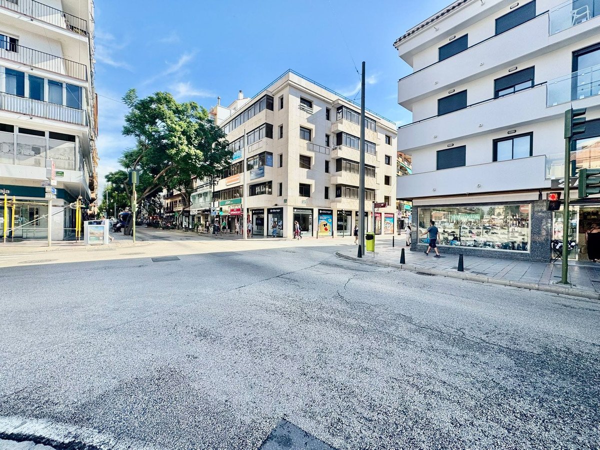 3 Bed Middle Floor Apartment in Fuengirola