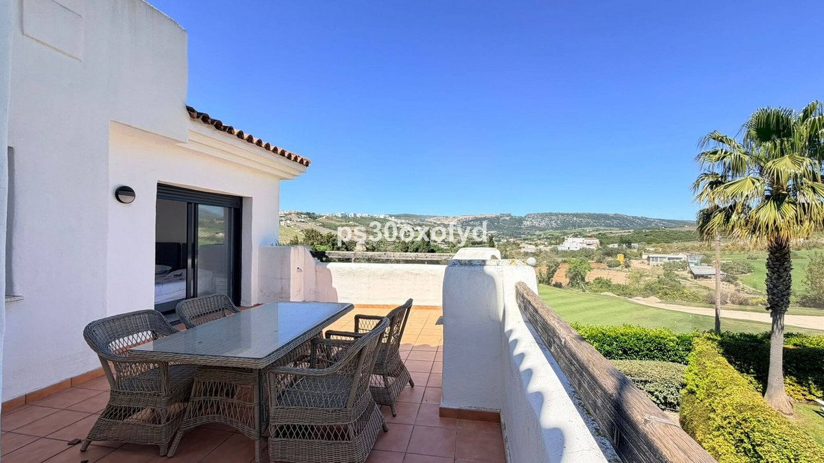 2 Bed Penthouse in Casares Playa