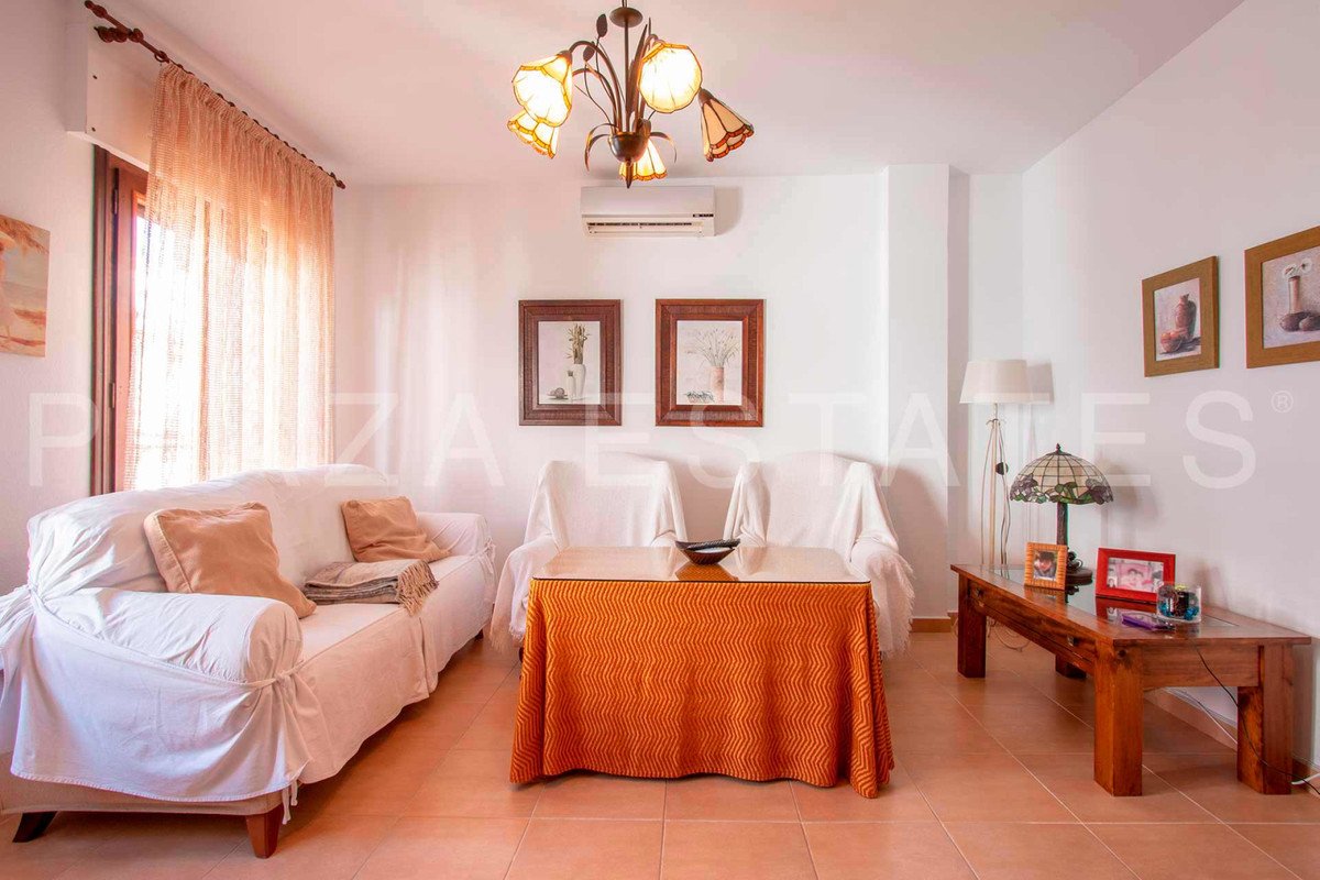 3 Bed Middle Floor Apartment in Nerja