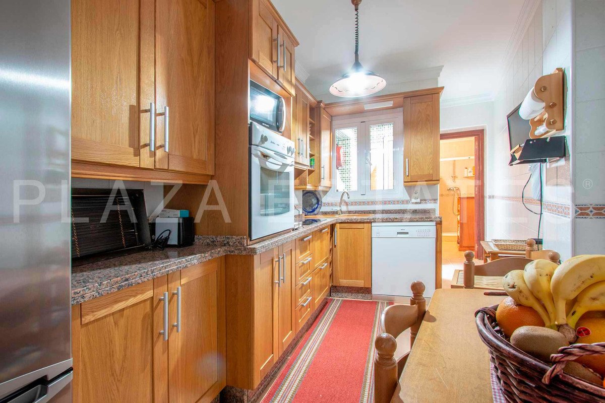 3 Bed Middle Floor Apartment in Nerja