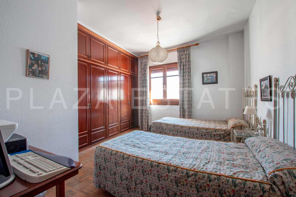 3 Bed Middle Floor Apartment in Nerja