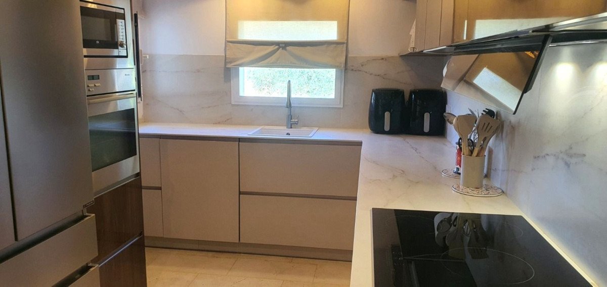 4 Bed Townhouse in Calahonda