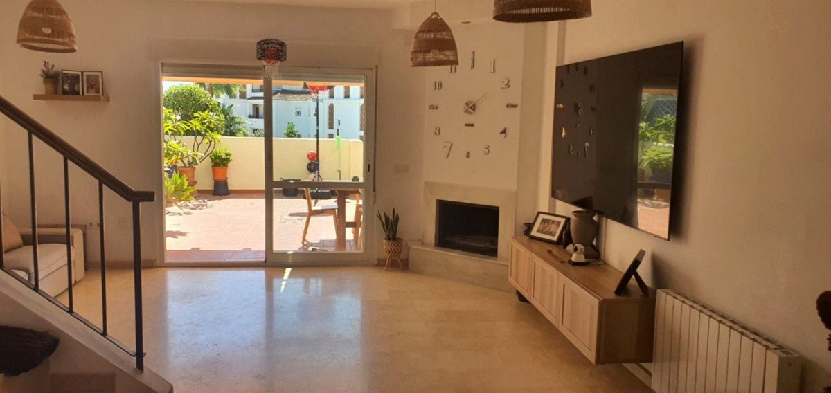 4 Bed Townhouse in Calahonda