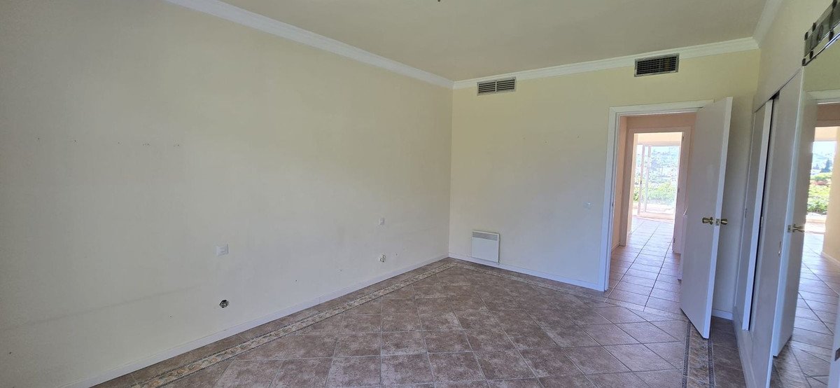 3 Bed Townhouse in Nueva Andalucía