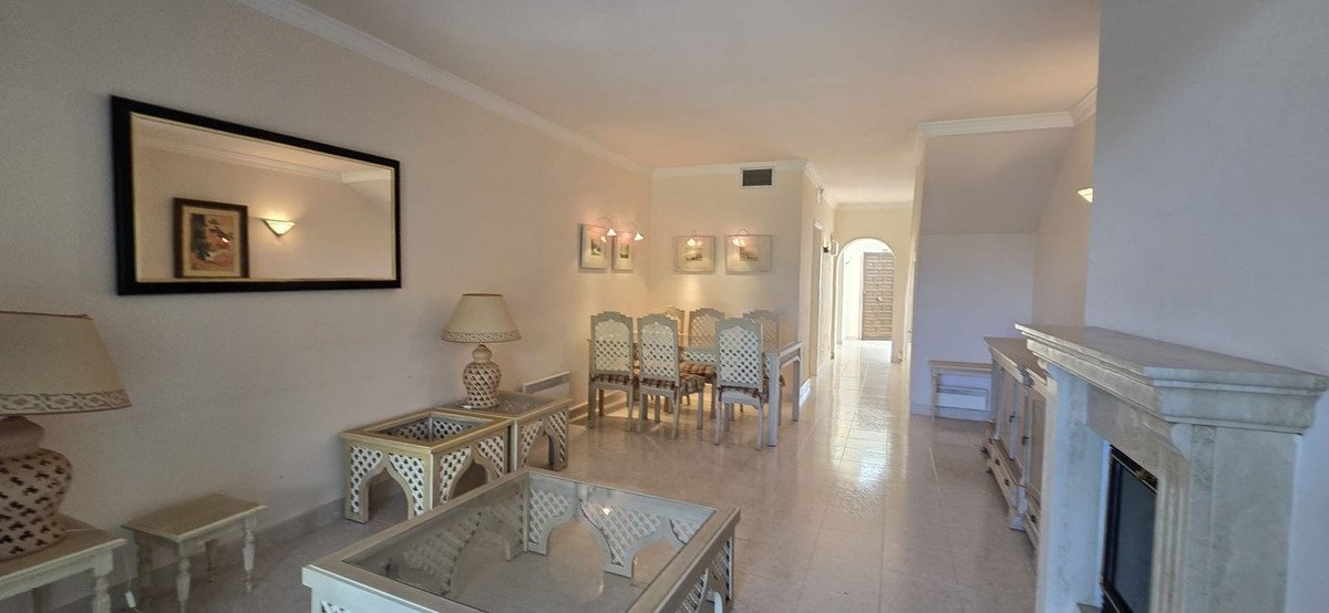 3 Bed Townhouse in Nueva Andalucía