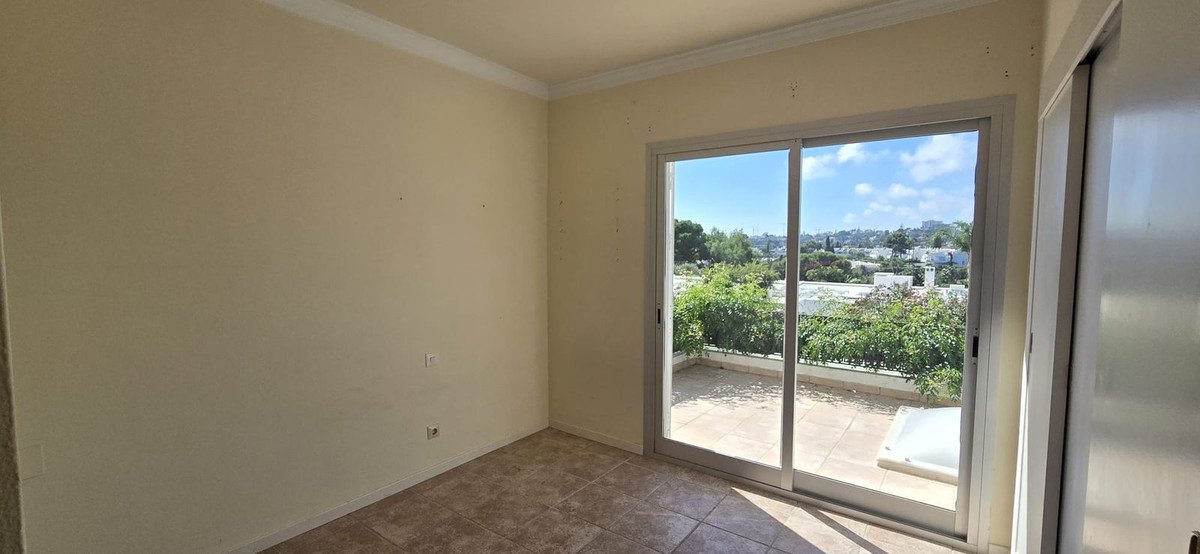 3 Bed Townhouse in Nueva Andalucía