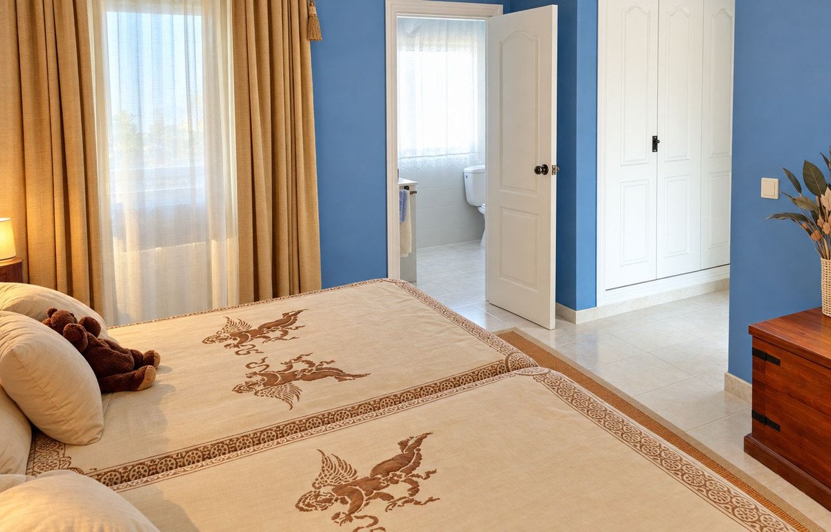 4 Bed Townhouse in Casares Playa