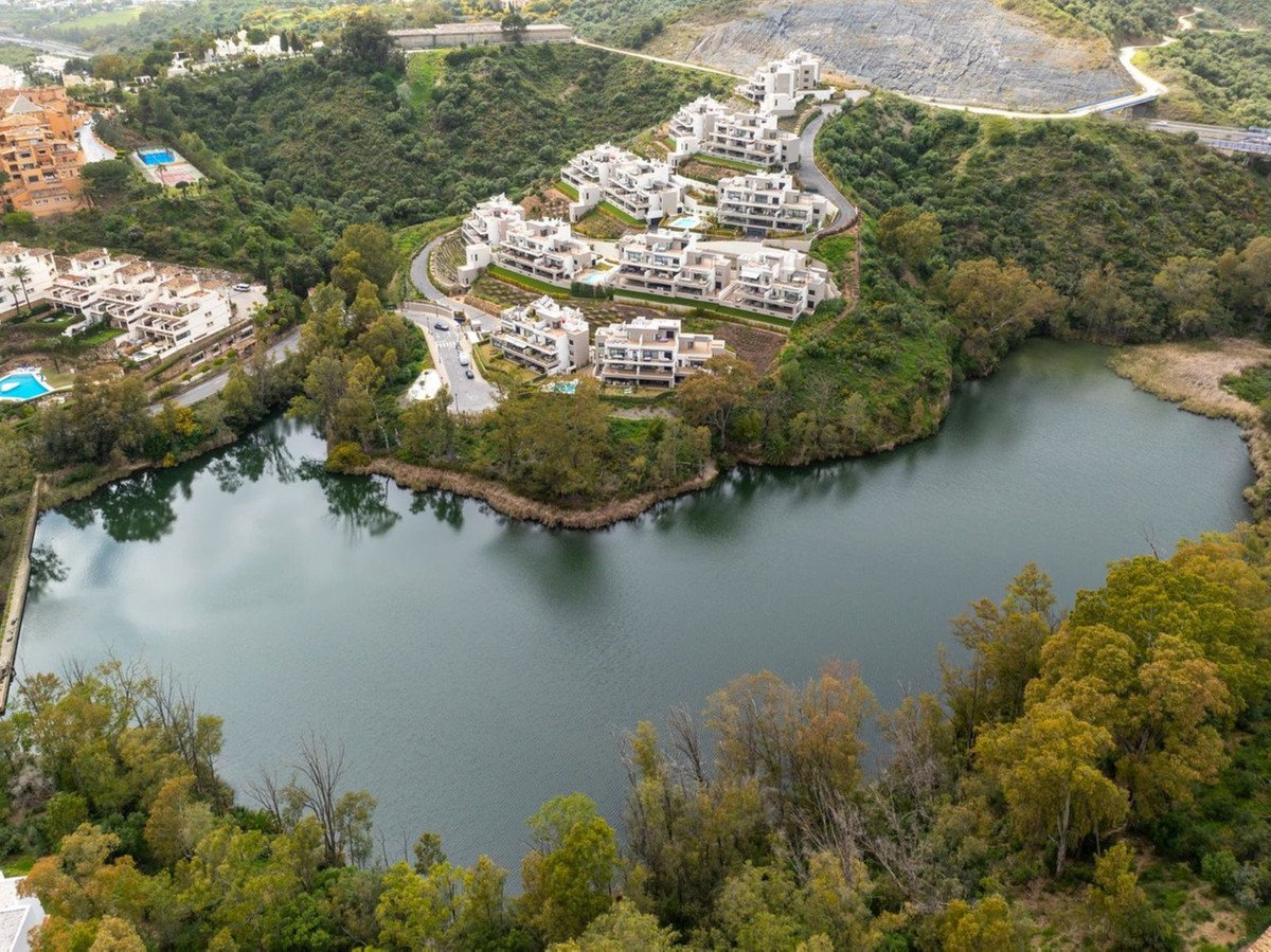 3 Bed Ground Floor Apartment in Nueva Andalucía