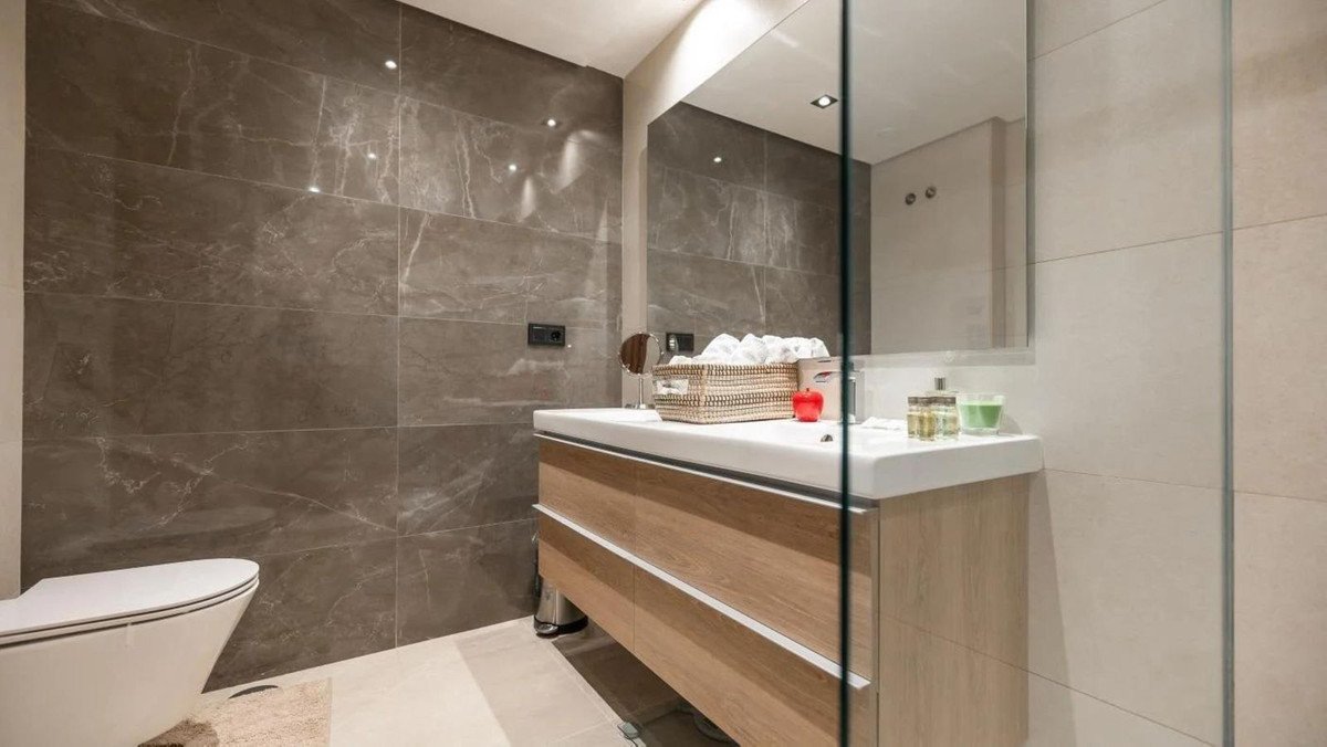 3 Bed Ground Floor Apartment in Nueva Andalucía