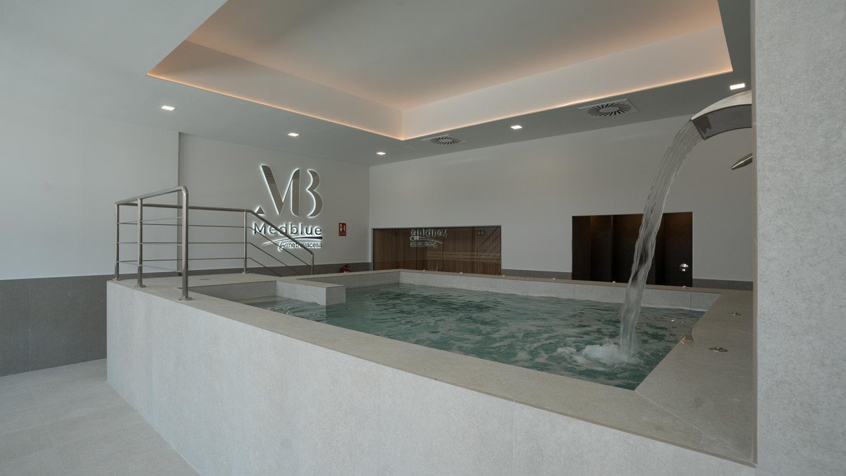 3 Bed Middle Floor Apartment in Marbella
