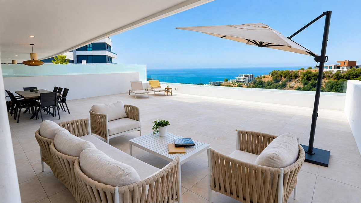 3 Bed Middle Floor Apartment in Marbella