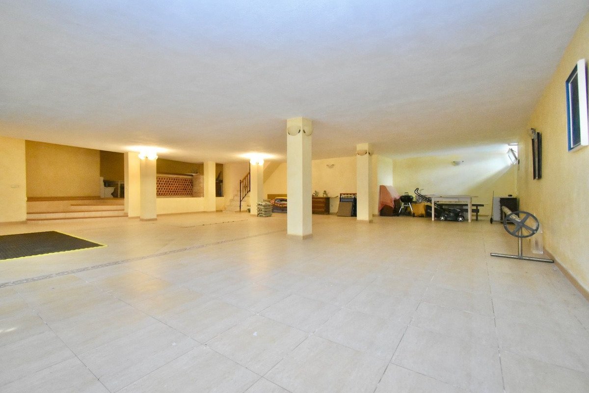 3 Bed Detached Villa in La Duquesa
