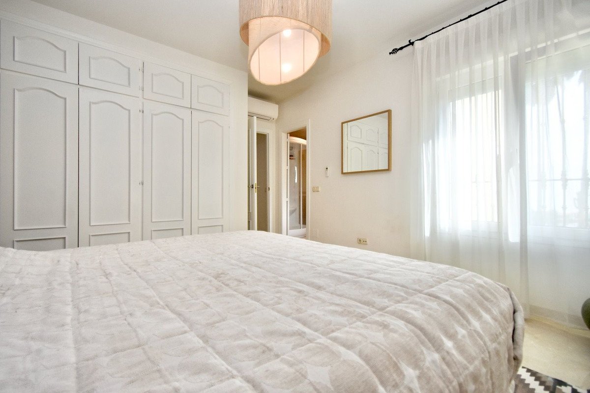 3 Bed Detached Villa in La Duquesa