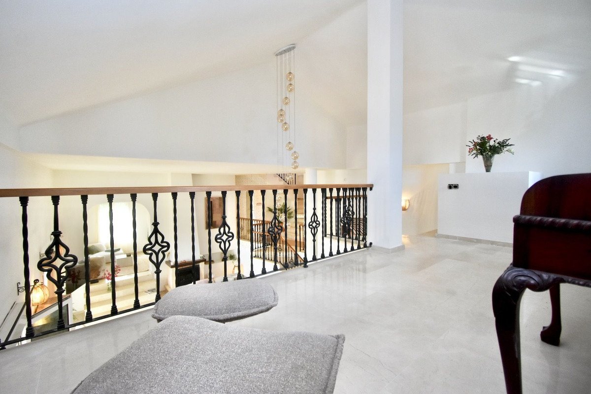 3 Bed Detached Villa in La Duquesa