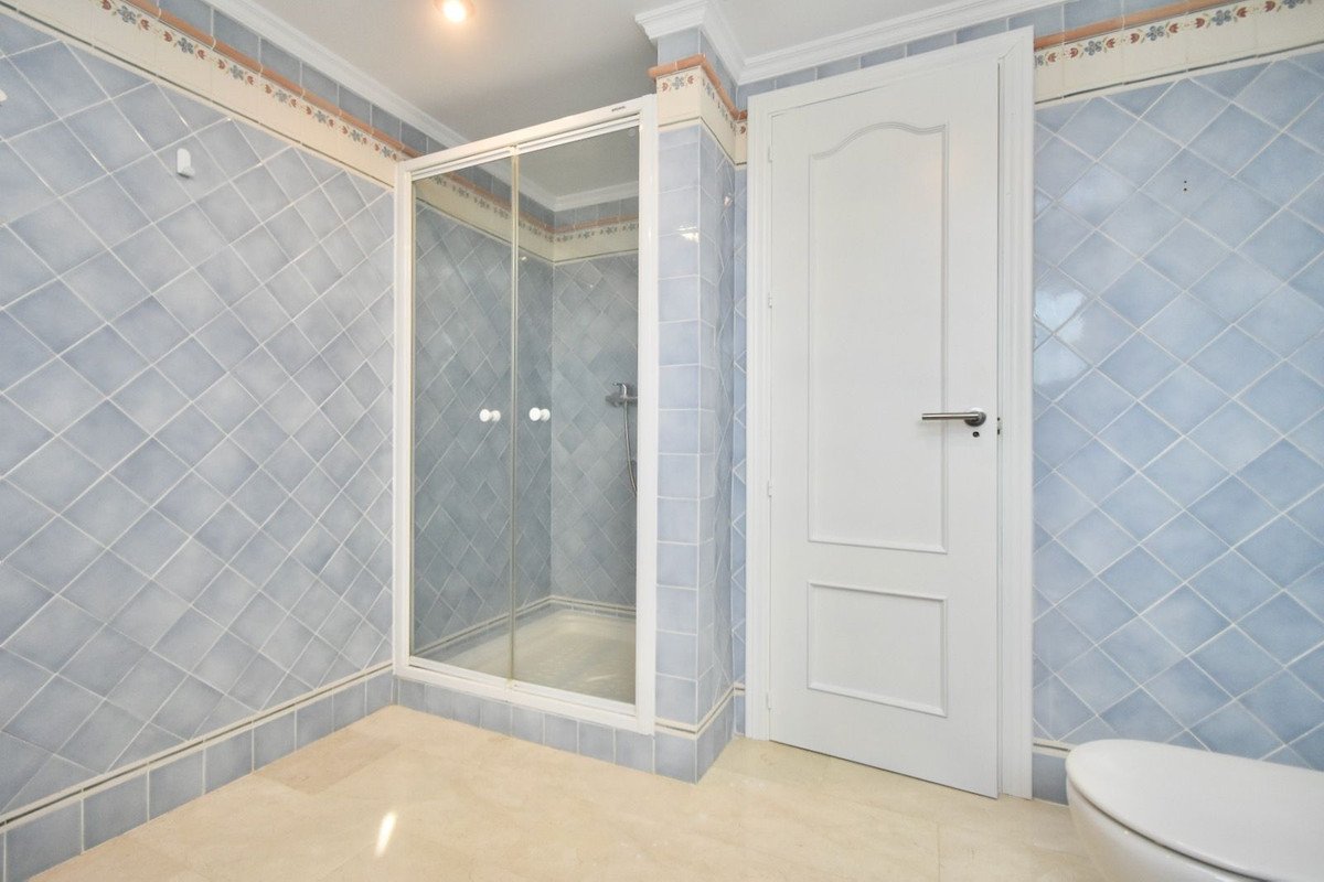 3 Bed Detached Villa in La Duquesa