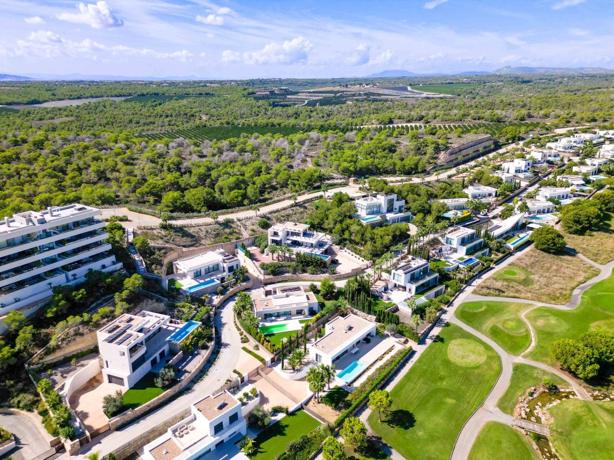 6 Bed Detached Villa in Las Colinas Golf