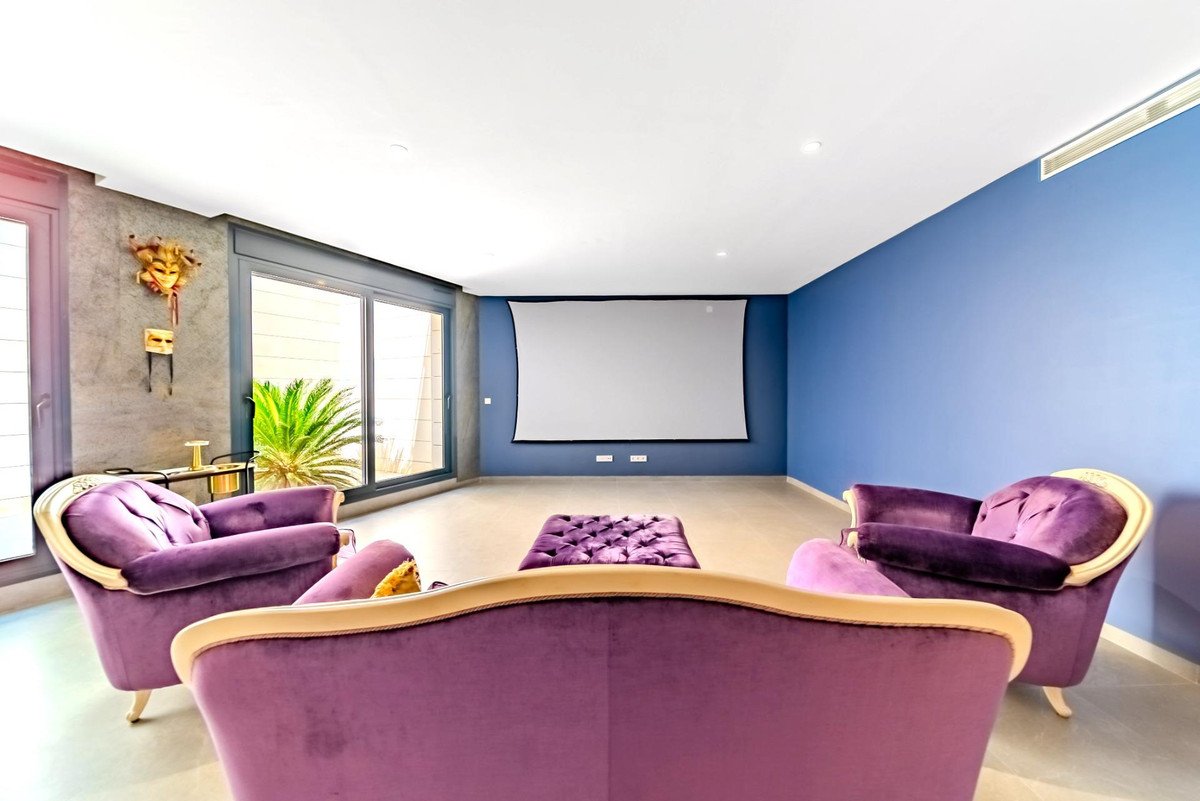 6 Bed Detached Villa in Las Colinas Golf