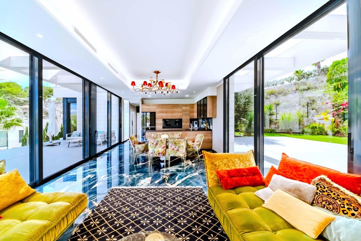 6 Bed Detached Villa in Las Colinas Golf