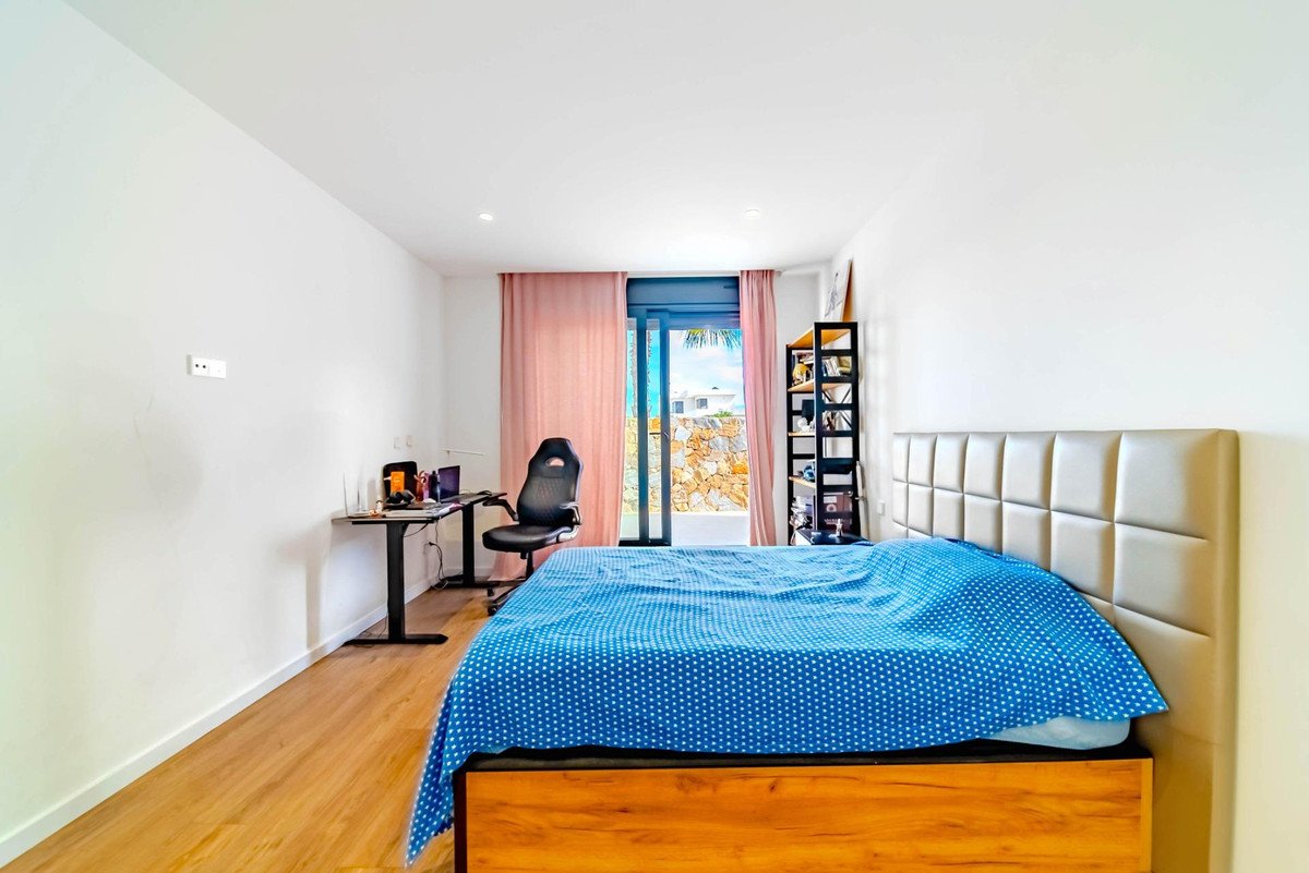 6 Bed Detached Villa in Las Colinas Golf