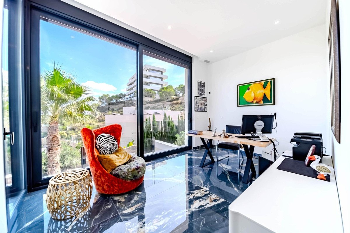 6 Bed Detached Villa in Las Colinas Golf