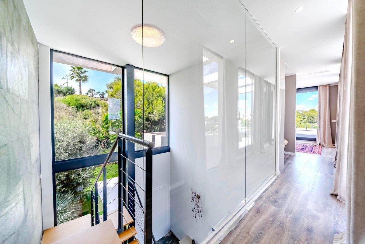 6 Bed Detached Villa in Las Colinas Golf
