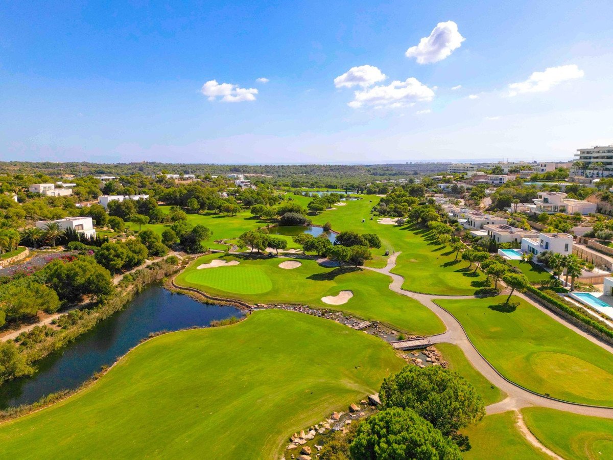 6 Bed Detached Villa in Las Colinas Golf