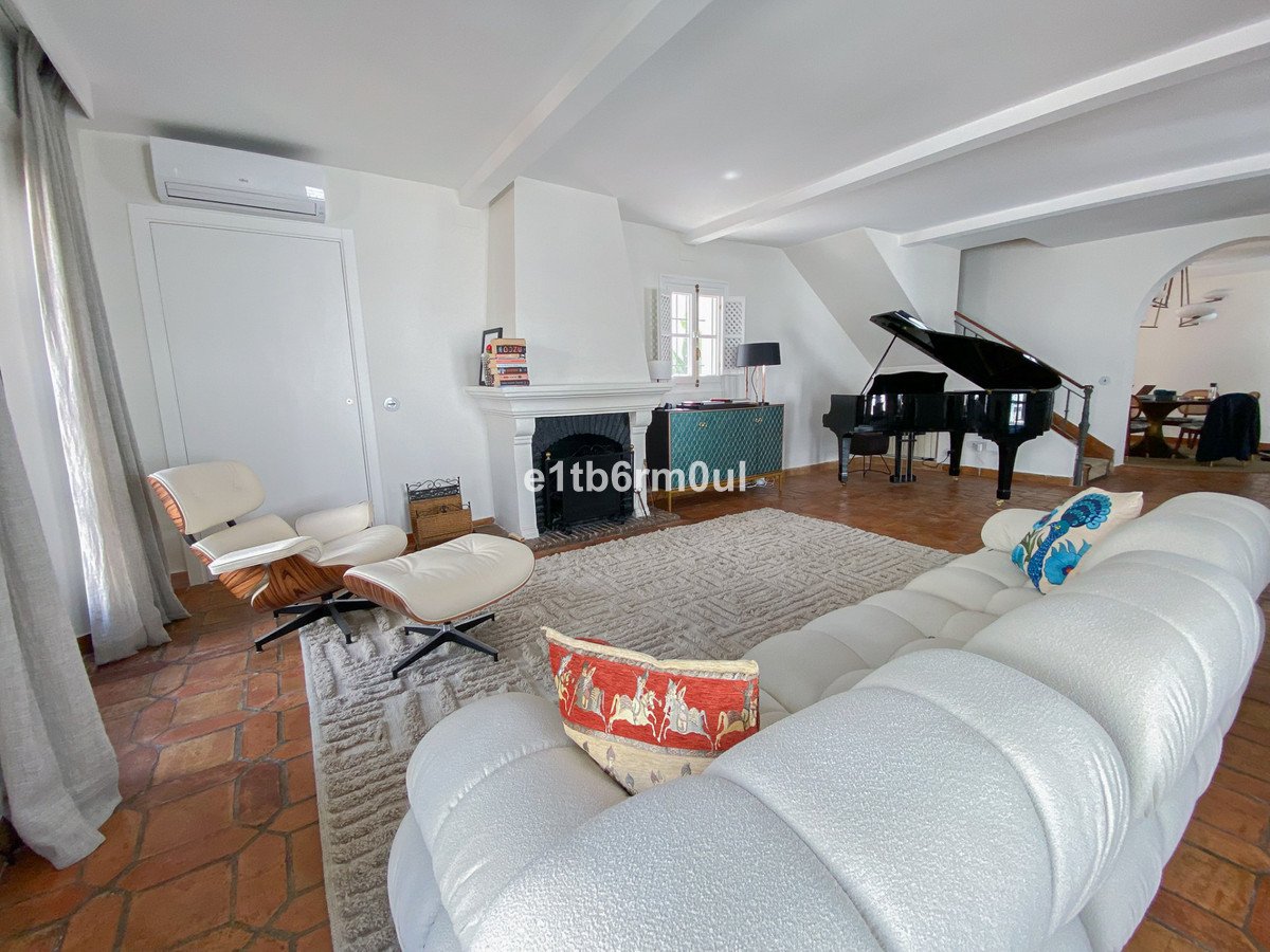 4 Bed Townhouse in The Golden Mile