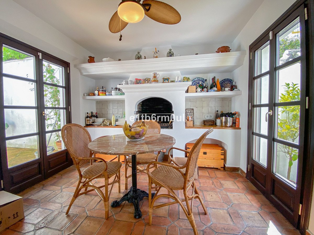 4 Bed Townhouse in The Golden Mile