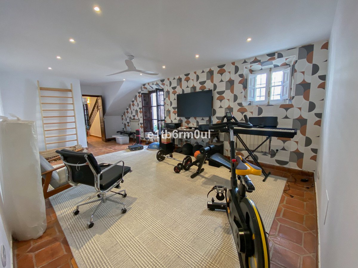 4 Bed Townhouse in The Golden Mile