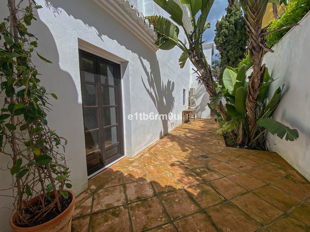 4 Bed Townhouse in The Golden Mile