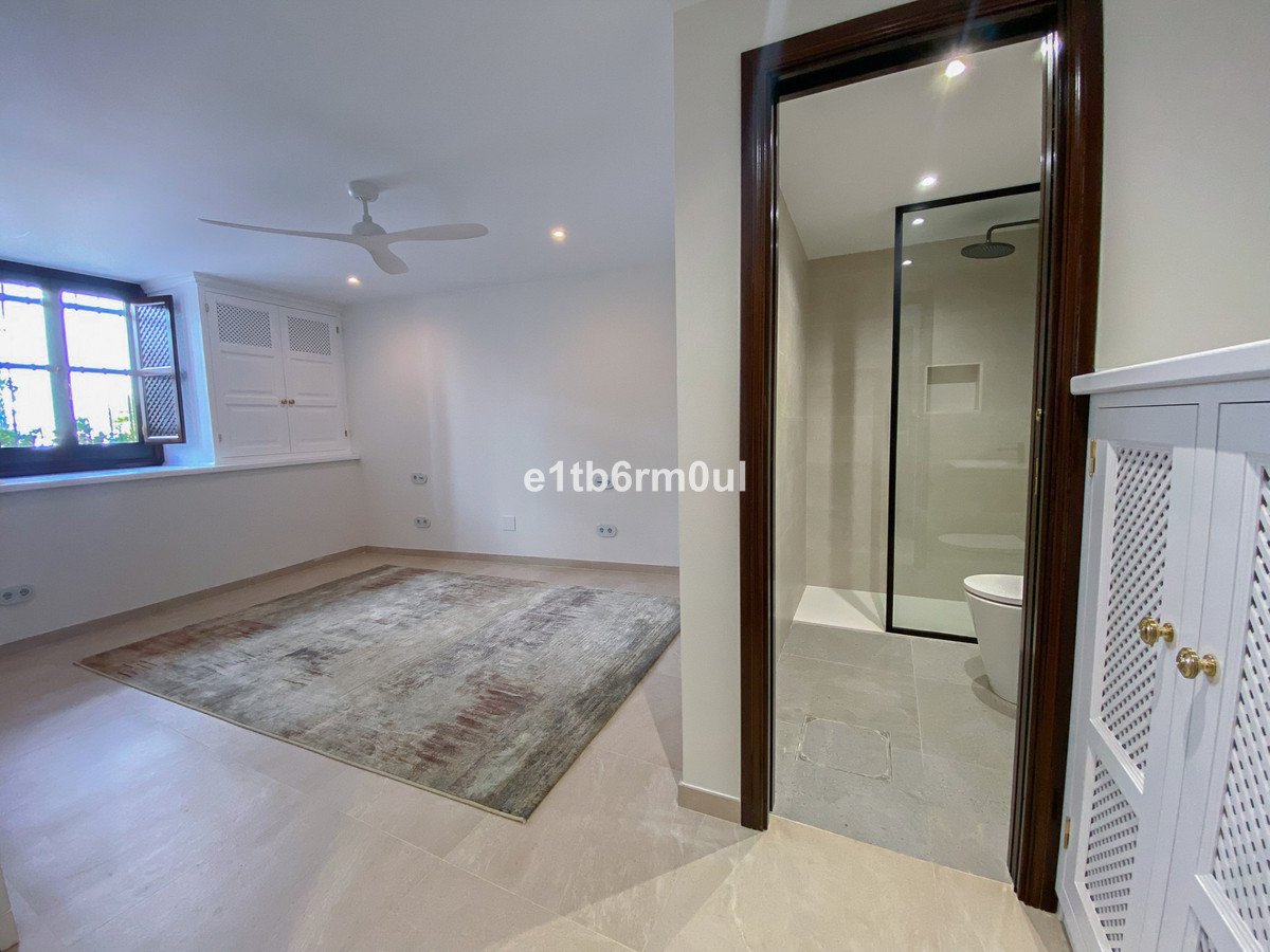 4 Bed Townhouse in The Golden Mile