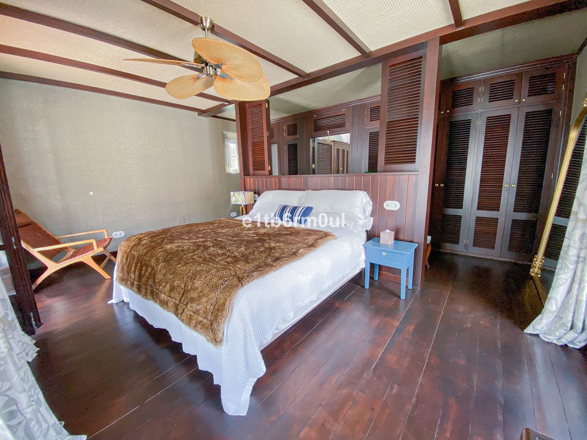 4 Bed Townhouse in The Golden Mile