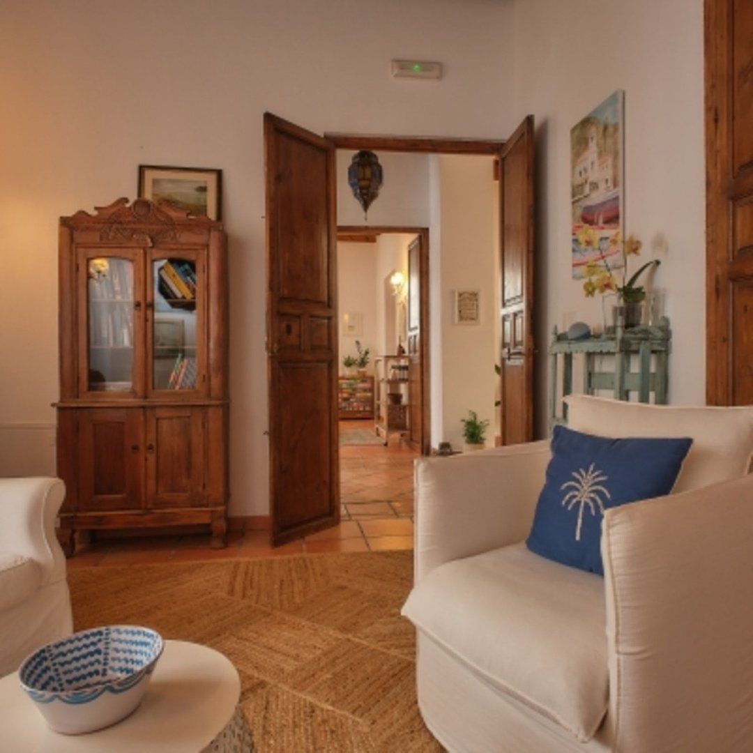 8 Bed Hotel in Marbella