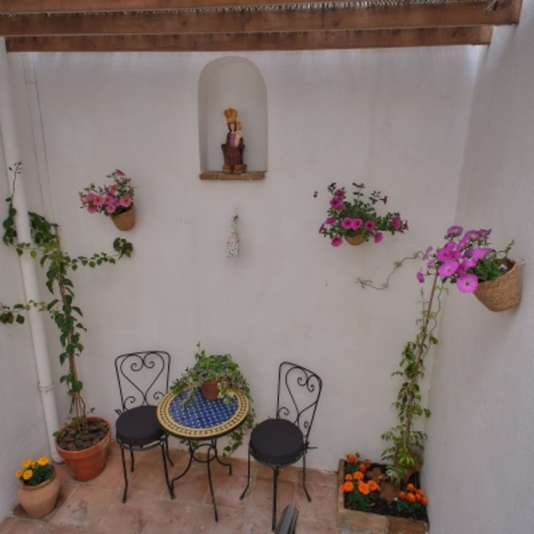 8 Bed Hotel in Marbella