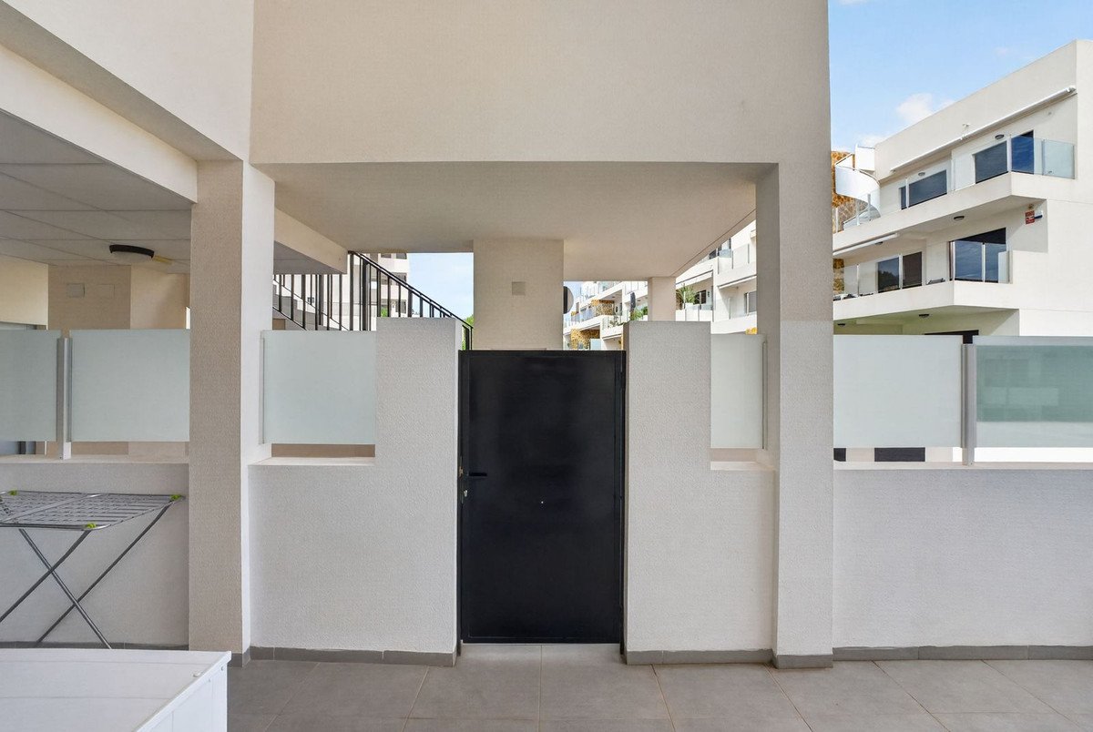 3 Bed Ground Floor Apartment in Villamartin