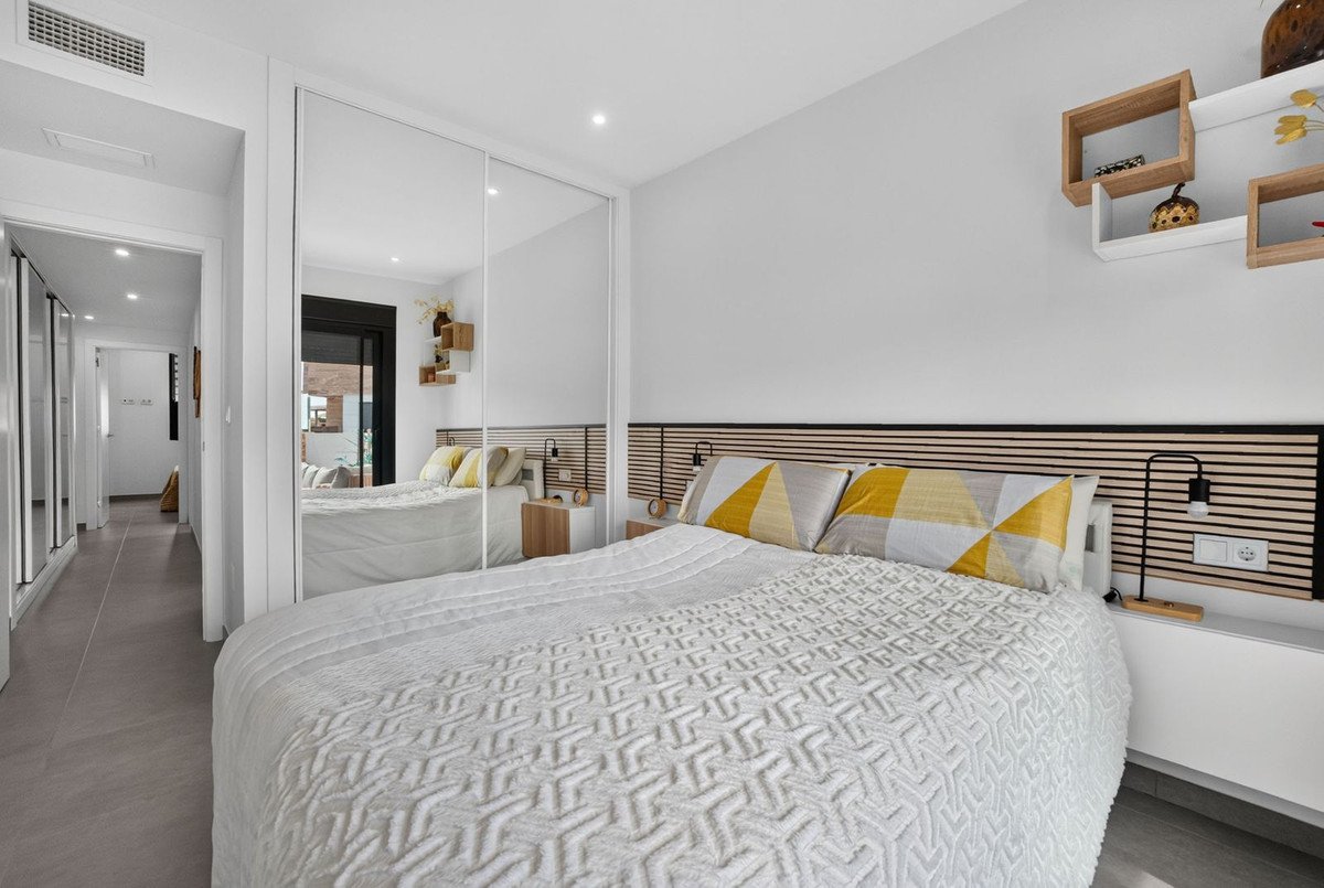 3 Bed Ground Floor Apartment in Villamartin