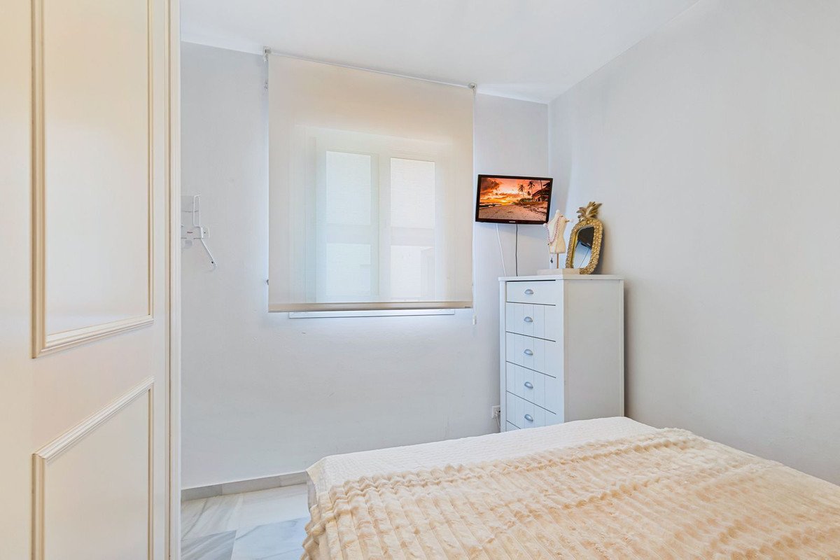 2 Bed Top Floor Apartment in Fuengirola