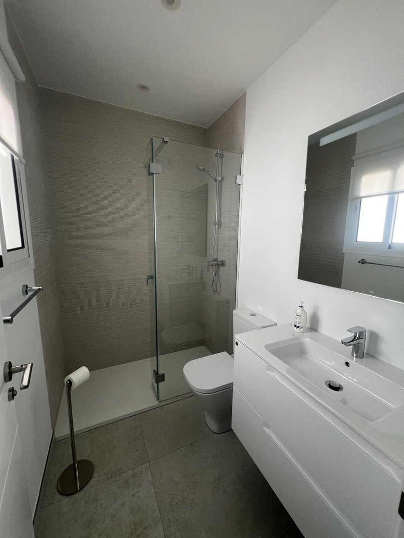 2 Bed Middle Floor Apartment in Mijas