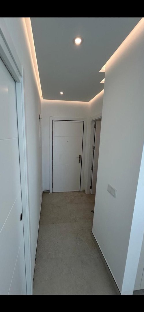 2 Bed Middle Floor Apartment in Mijas