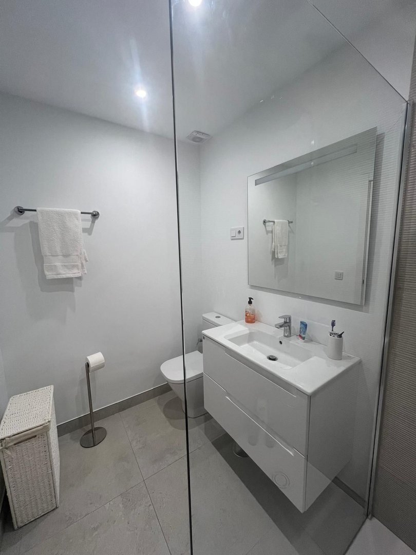 2 Bed Middle Floor Apartment in Mijas