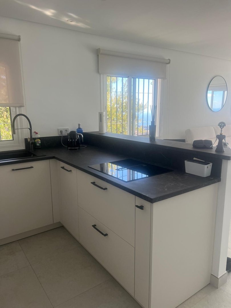 2 Bed Middle Floor Apartment in Mijas