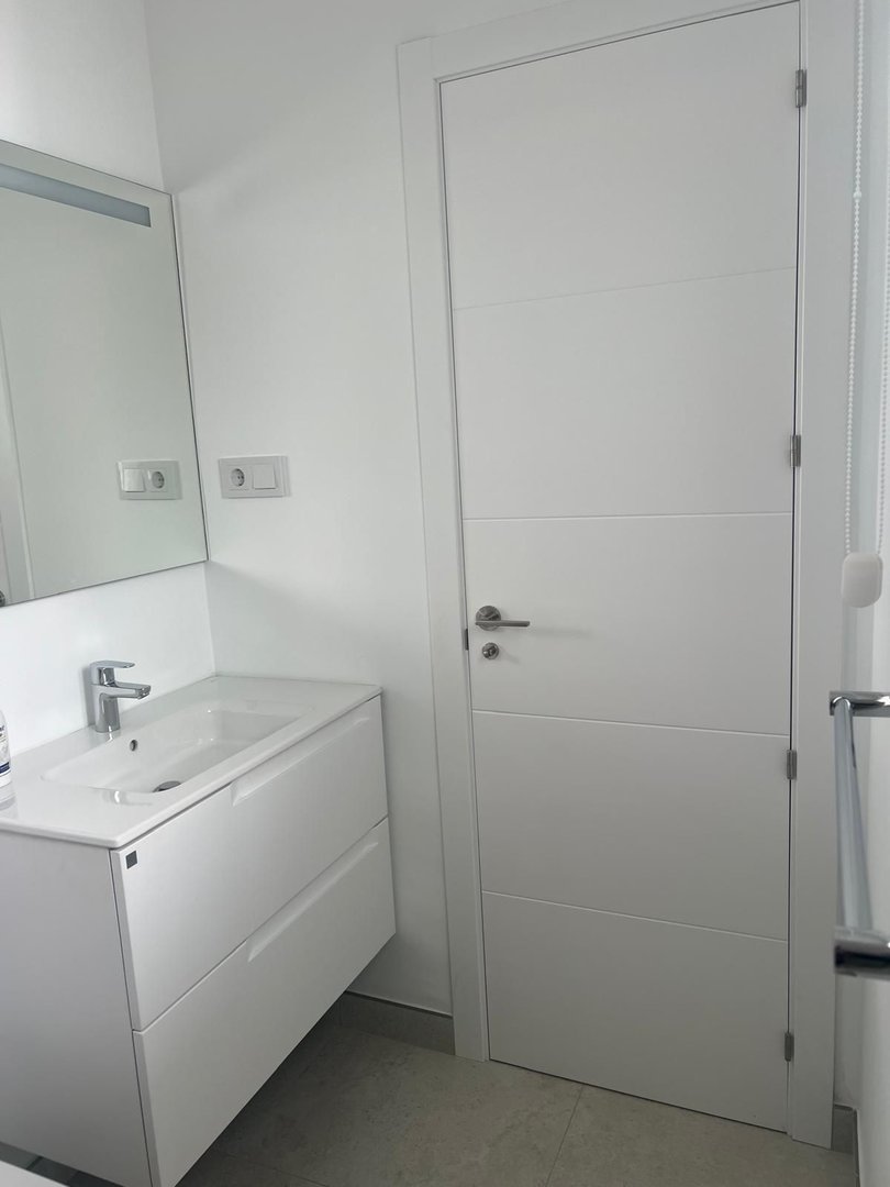 2 Bed Middle Floor Apartment in Mijas