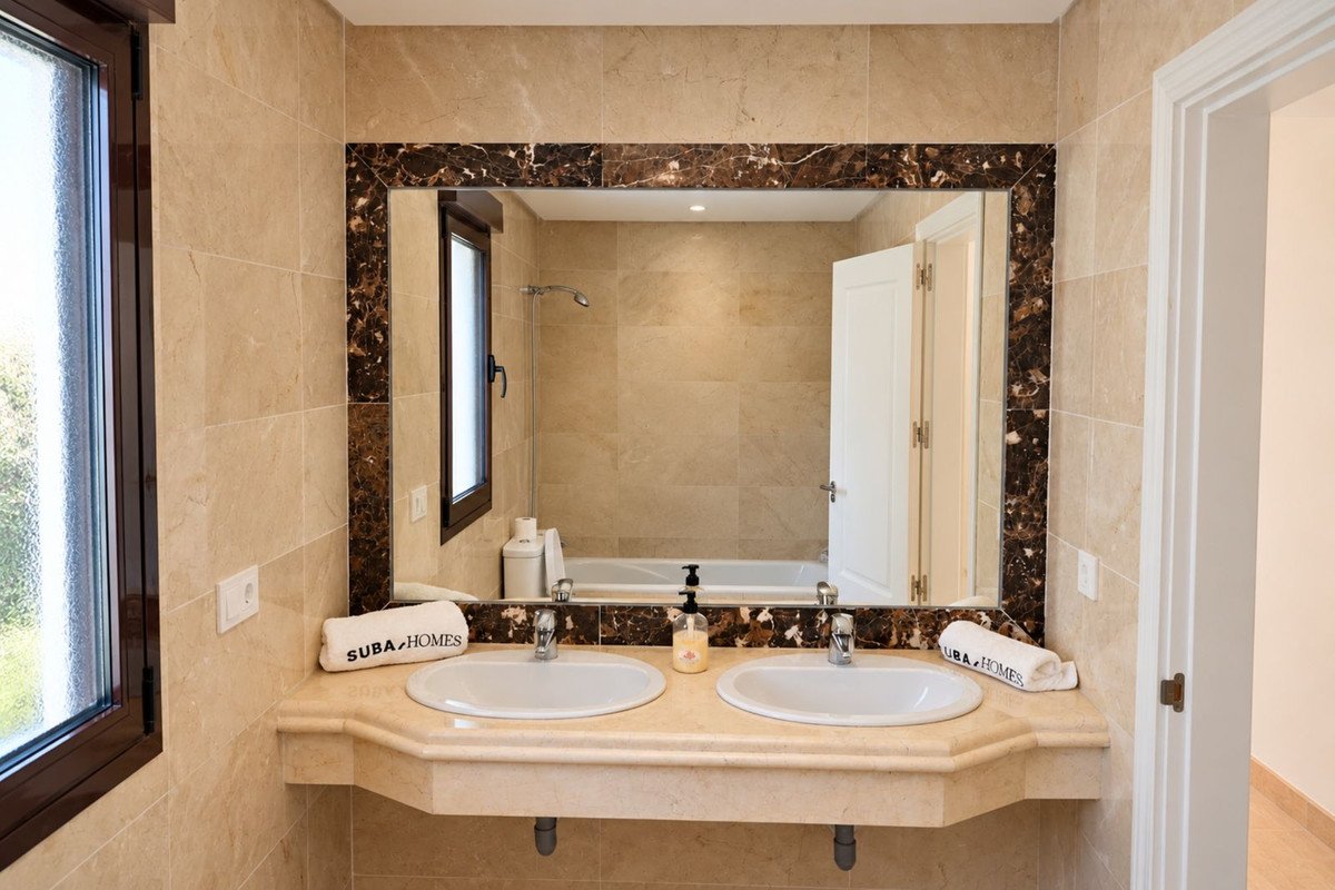 3 Bed Townhouse in Estepona
