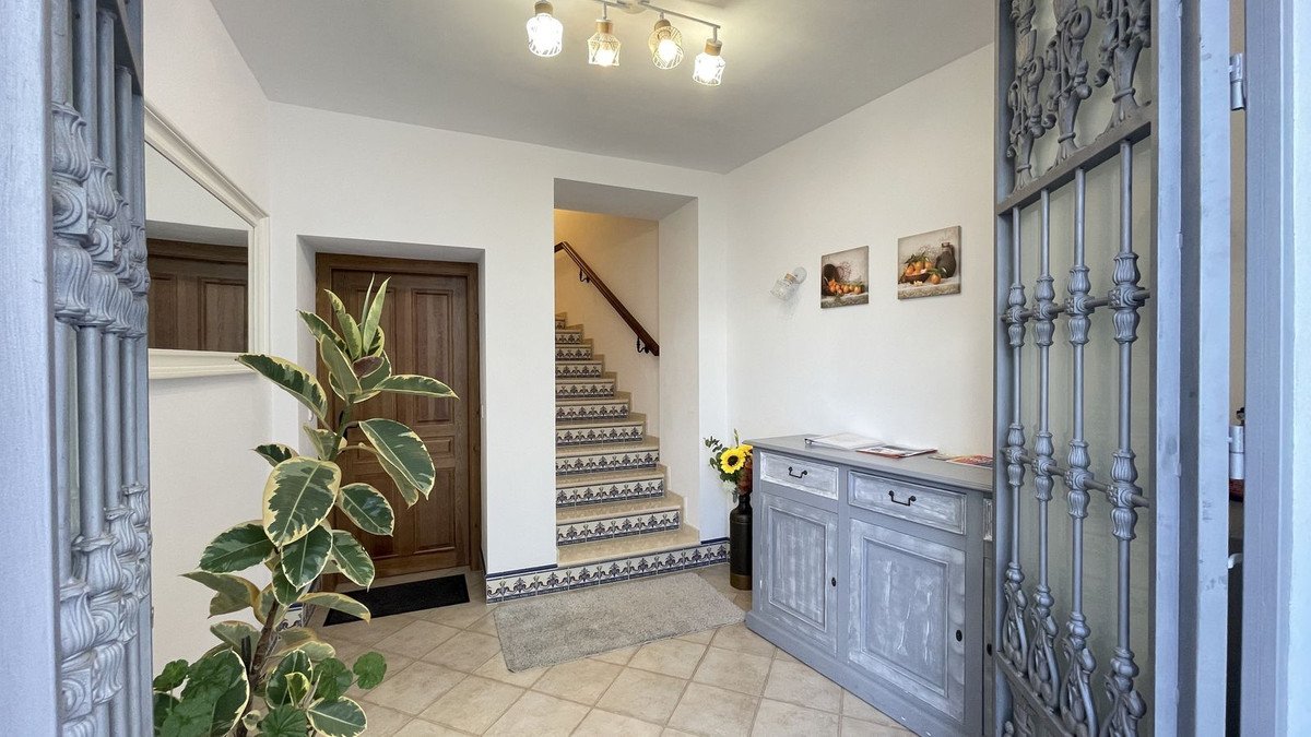 5 Bed Townhouse in Alhaurín el Grande