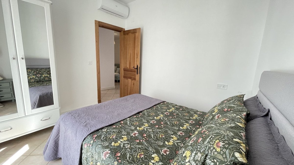 5 Bed Townhouse in Alhaurín el Grande